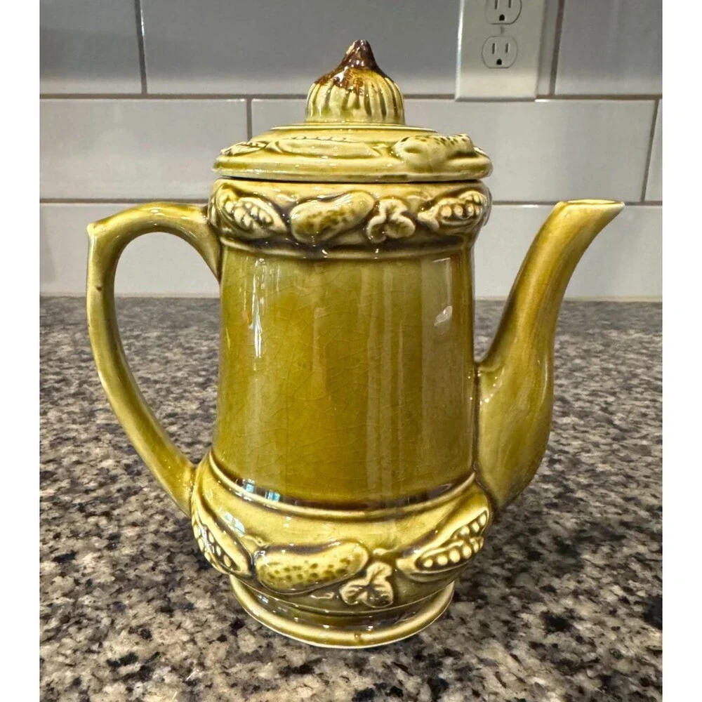 Vtg MCM Tilso Avocado Green Glazed Fruit Motiff Ceramic Tea Pot w Lid Japan